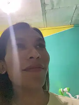 Snapshot of DirtyJudi chatting on 4, 2, 2025 DirtyJudi online show from 4, 2, 2025