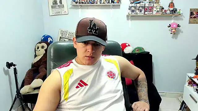 Snapshot of ney_22 chatting on 4, 7, 2026 ney 22 online show from 4, 7, 2026