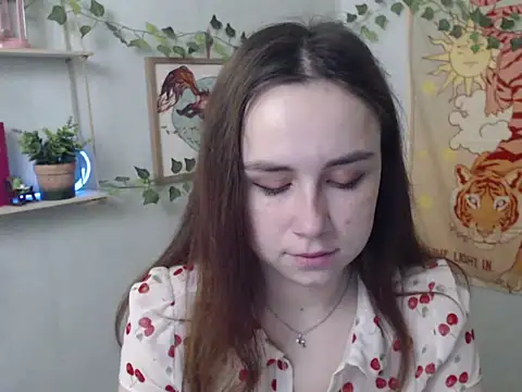 VeryVeryVeryShy  online show from 8, 4, 2026