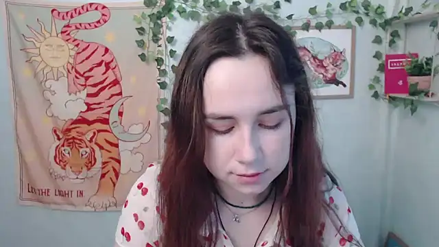 Snapshot of VeryVeryVeryShy_ chatting on 5, 6, 2026 VeryVeryVeryShy online show from 5, 6, 2026