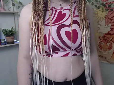 VeryVeryVeryShy  online show from 4, 5, 2026
