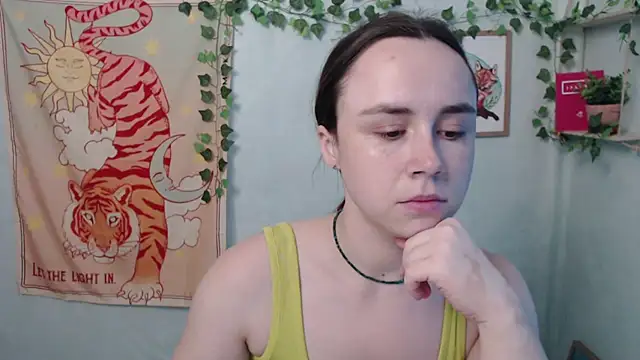 Snapshot of VeryVeryVeryShy_ chatting on 16, 7, 2026 VeryVeryVeryShy online show from 16, 7, 2026