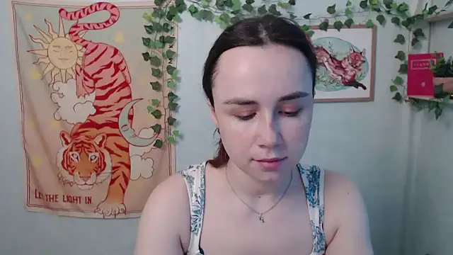VeryVeryVeryShy  online show from 21, 5, 2026