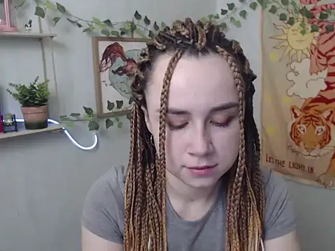 VeryVeryVeryShy  online show from 5, 5, 2026