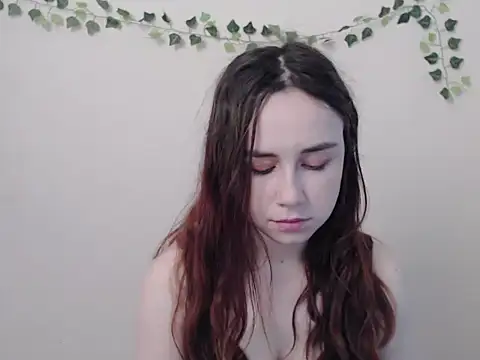 VeryVeryVeryShy  online show from 13, 5, 2026