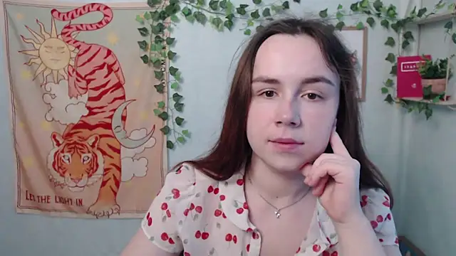 Snapshot of VeryVeryVeryShy_ chatting on 16, 6, 2026 VeryVeryVeryShy online show from 16, 6, 2026