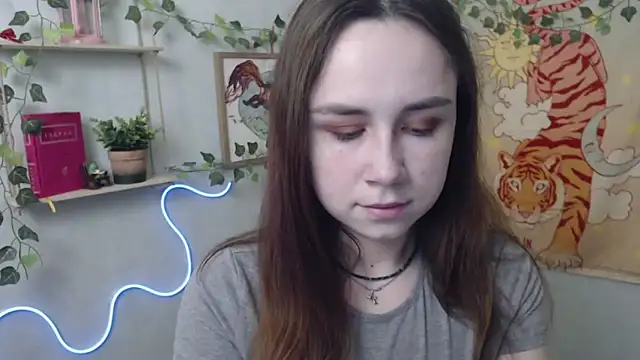 VeryVeryVeryShy  online show from 11, 4, 2026