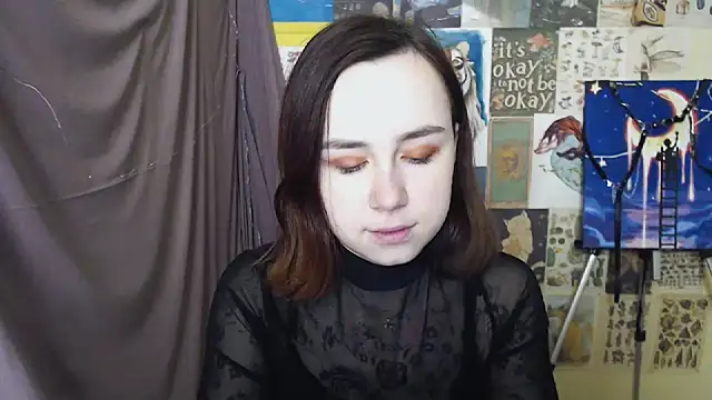 VeryVeryVeryShy  online show from 2, 3, 2025