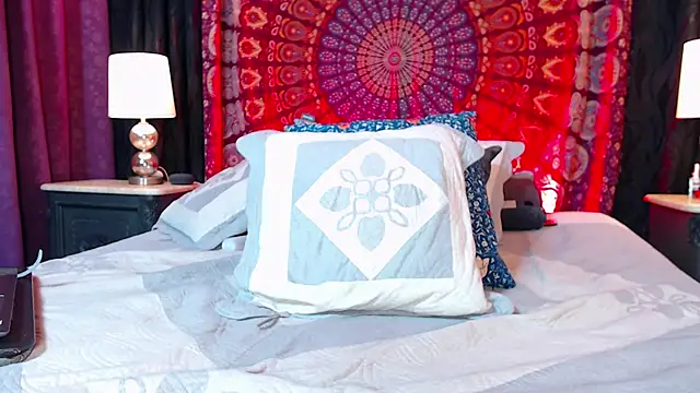 Zahra Elena online show from 18, 3, 2026