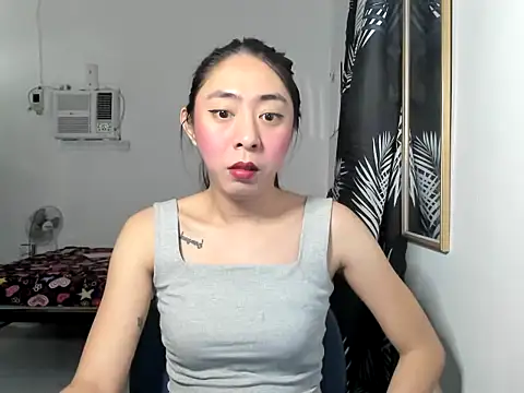 Snapshot of ErikaJayne4u chatting on 11, 2, 2026 ErikaJayne4u online show from 11, 2, 2026