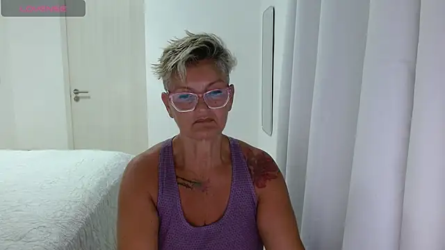 bety-cum2 online show from 14, 5, 2026