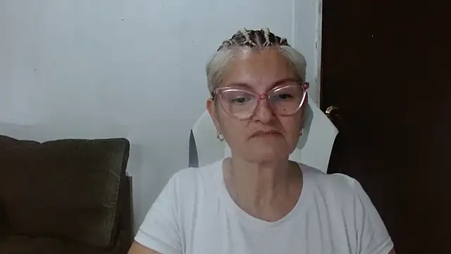 bety-cum2 online show from 10, 2, 2026