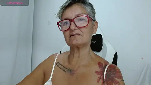 Snapshot of bety-cum2 chatting on 3, 6, 2026 bety-cum2 online show from 3, 6, 2026