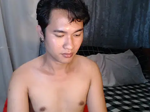 Snapshot of asiancuckyguy69 chatting on 4, 3, 2026 asiancuckyguy69 online show from 4, 3, 2026