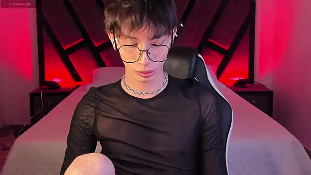 Snapshot of AndyWiilliams chatting on 17, 2, 2026 AndyWiilliams online show from 17, 2, 2026