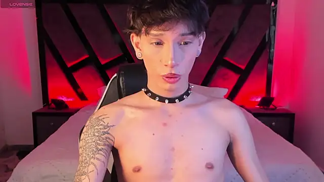 Snapshot of AndyWiilliams chatting on 12, 2, 2026 AndyWiilliams online show from 12, 2, 2026