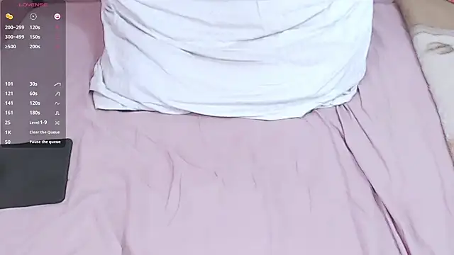 Snapshot of Heartful_BBW chatting on 4, 11, 2025 Heartful BBW online show from 4, 11, 2025