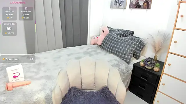 McAngel grace online show from 25, 9, 2025