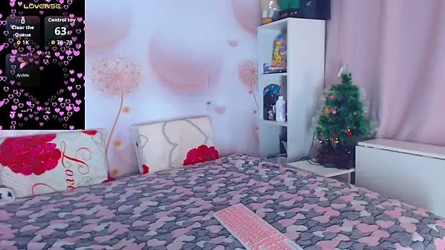 mooncandygirl online show from 6, 2, 2026