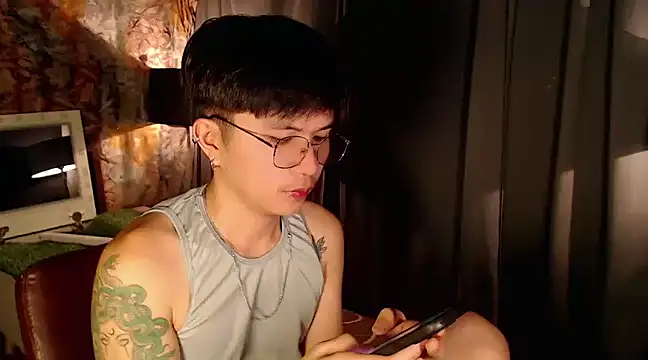 Snapshot of Sexy_Handsome_Drex chatting on 15, 2, 2025 Sexy Handsome Drex online show from 15, 2, 2025