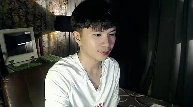 Snapshot of Sexy_Handsome_Drex chatting on 11, 2, 2025 Sexy Handsome Drex online show from 11, 2, 2025