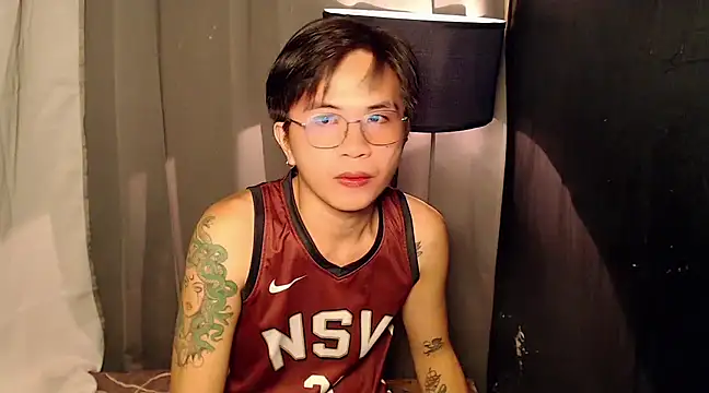 Snapshot of Sexy_Handsome_Drex chatting on 8, 3, 2025 Sexy Handsome Drex online show from 8, 3, 2025