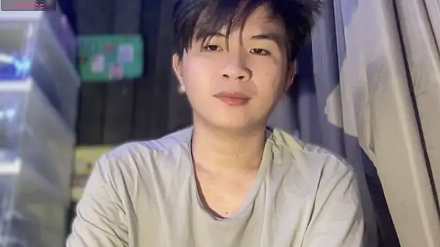 Sexy Handsome Drex online show from 10, 4, 2026