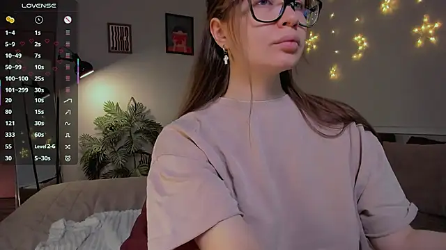 Virtual Girll online show from 8, 3, 2026