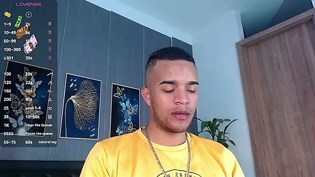 Bigcock 21cm  online show from 19, 3, 2025