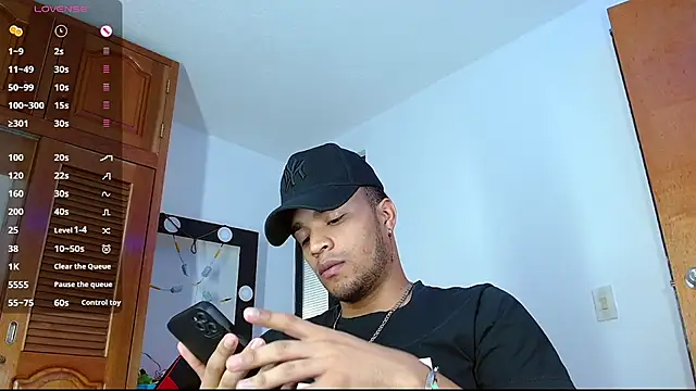 Bigcock 21cm  online show from 25, 2, 2025