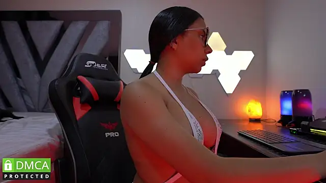 Dubois Amy online show from 5, 12, 2024