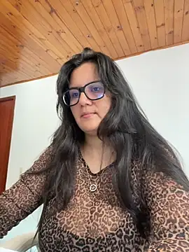 SWEETLILY18 online show from 17, 4, 2026