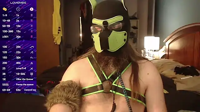 kinkywolf429 online show from 28, 10, 2025