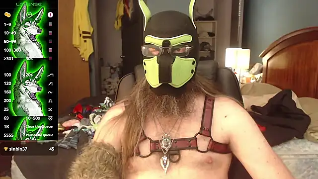 kinkywolf429 online show from 8, 7, 2026