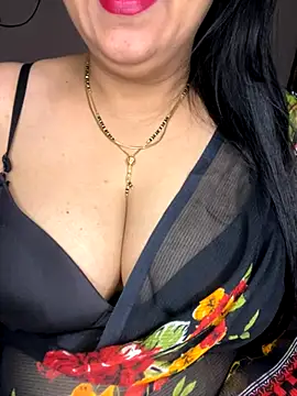 Zoya Varma004 online show from 8, 11, 2025