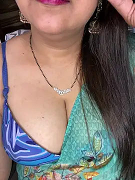 Zoya Varma004 online show from 3, 4, 2026