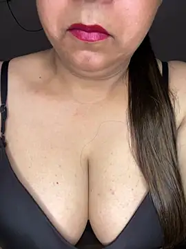 Snapshot of Zoya_Varma004 chatting on 4, 7, 2026 Zoya Varma004 online show from 4, 7, 2026