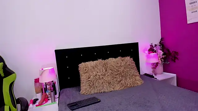 Brunna-Brownn online show from 1, 12, 2025