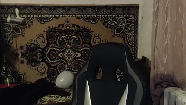 AlisaLaDiva online show from 4, 2, 2025