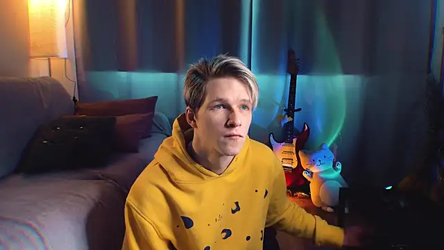 Breston Sweet online show from 4, 3, 2026