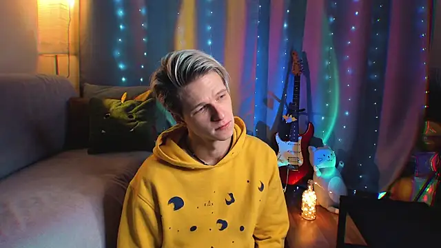 Snapshot of Breston_Sweet chatting on 3, 2, 2026 Breston Sweet online show from 3, 2, 2026