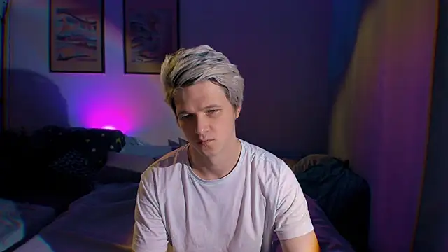 Breston Sweet online show from 22, 9, 2025