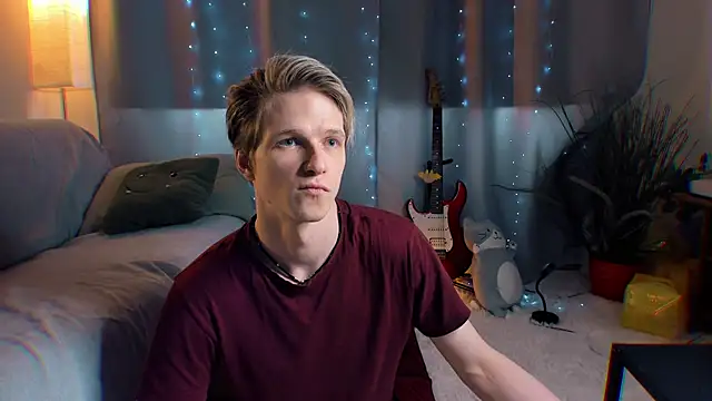 Breston Sweet online show from 7, 4, 2026