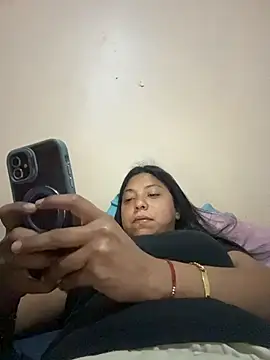 Leylafourniert online show from 26, 3, 2026