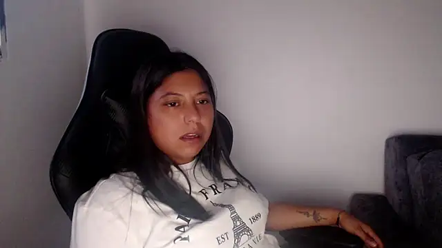 Leylafourniert online show from 24, 5, 2026