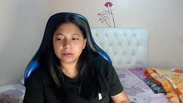 Leylafourniert online show from 21, 12, 2025