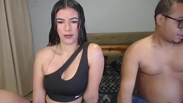 couplesex ve online show from 17, 5, 2026