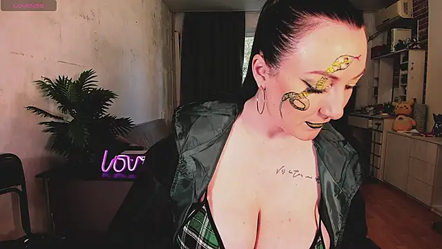 Snapshot of Mira_Xo_ chatting on 17, 10, 2025 Mira Xo online show from 17, 10, 2025