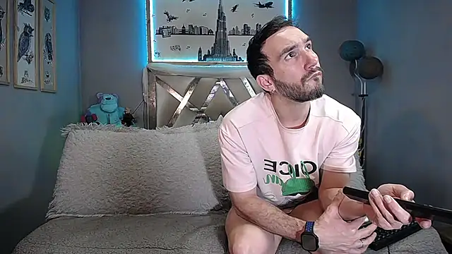 Danny hot fun online show from 13, 6, 2026