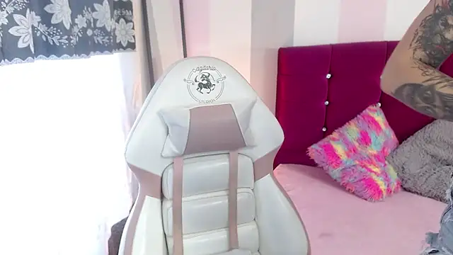 Chispita  online show from 14, 2, 2025